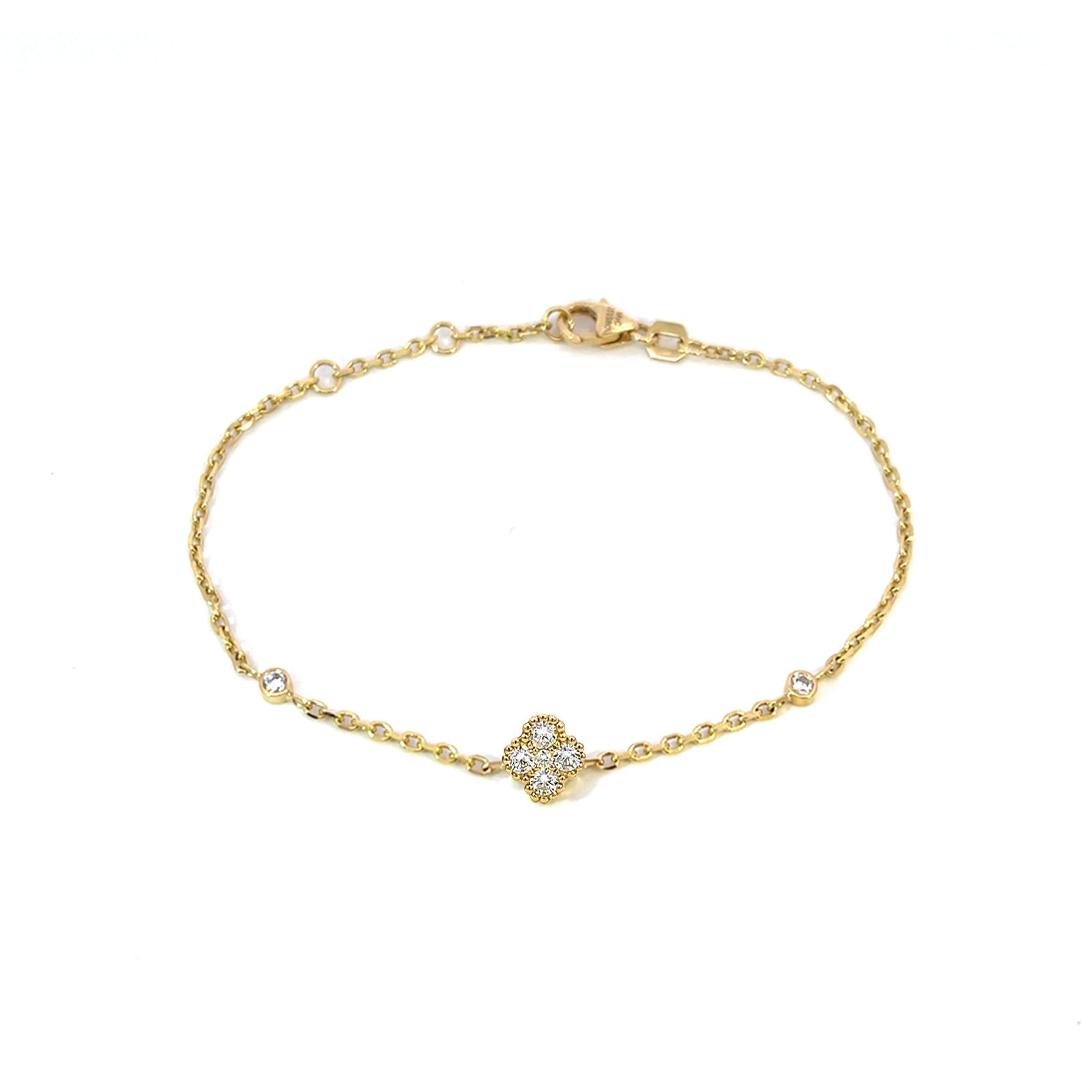 14K Yellow Gold Chain Bracelet with Diamond Clover Cluster and Bezel Set Diamonds