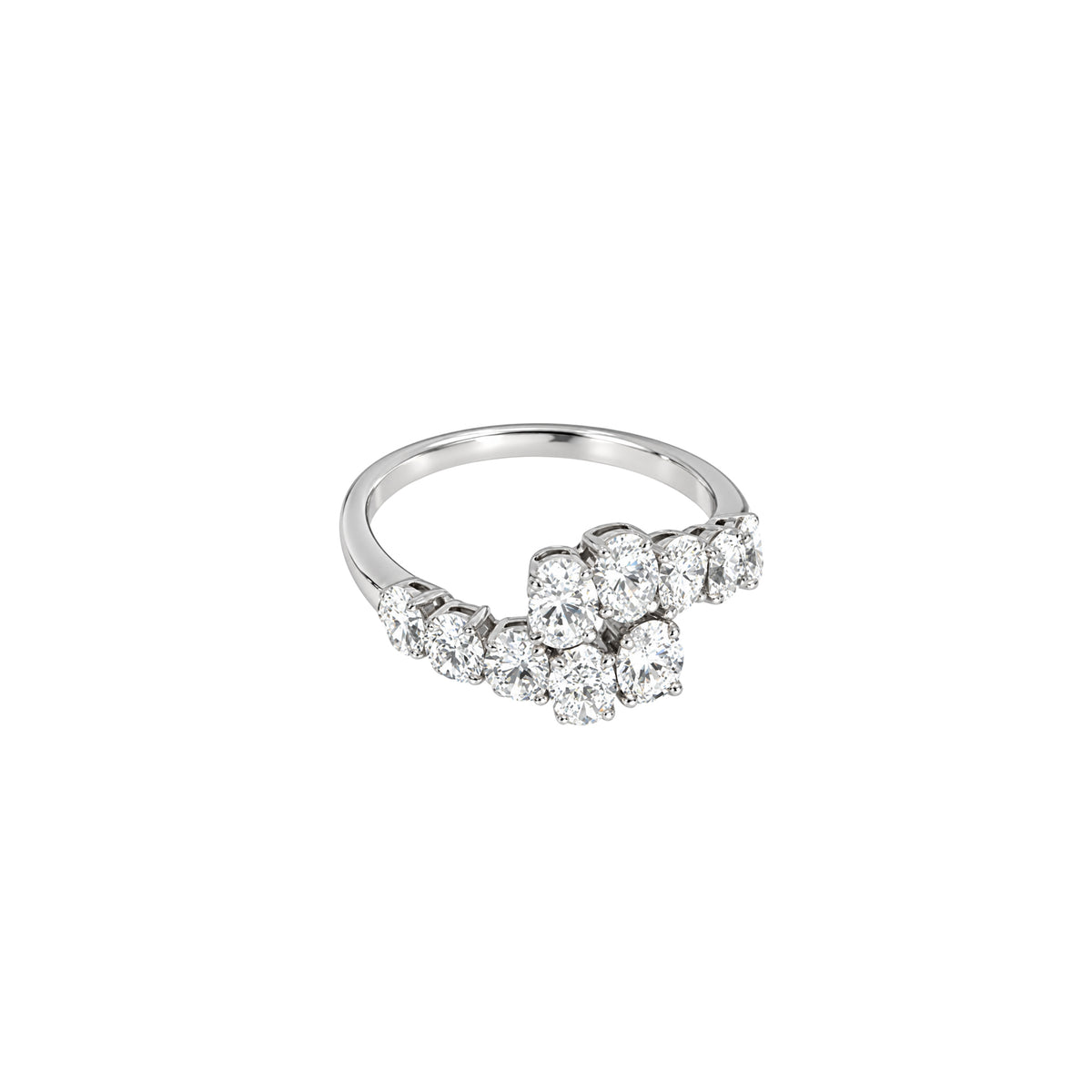 18K White Gold Open Ring with Oval Cut Diamonds