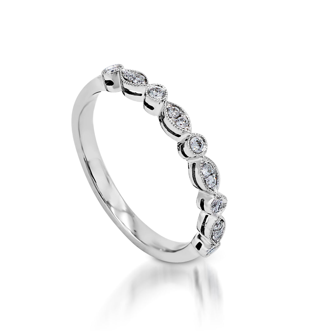 Petite Milgrain Bezel Set Diamond Ring MD06385