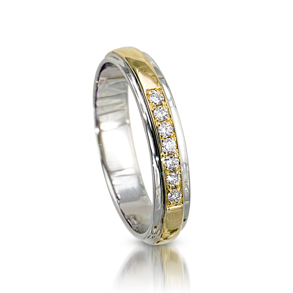 Two-Tone Embossed Wedding Band MD09011